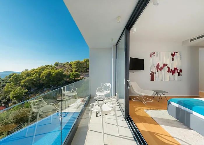 Afrodita Nyaraló Hvar Town